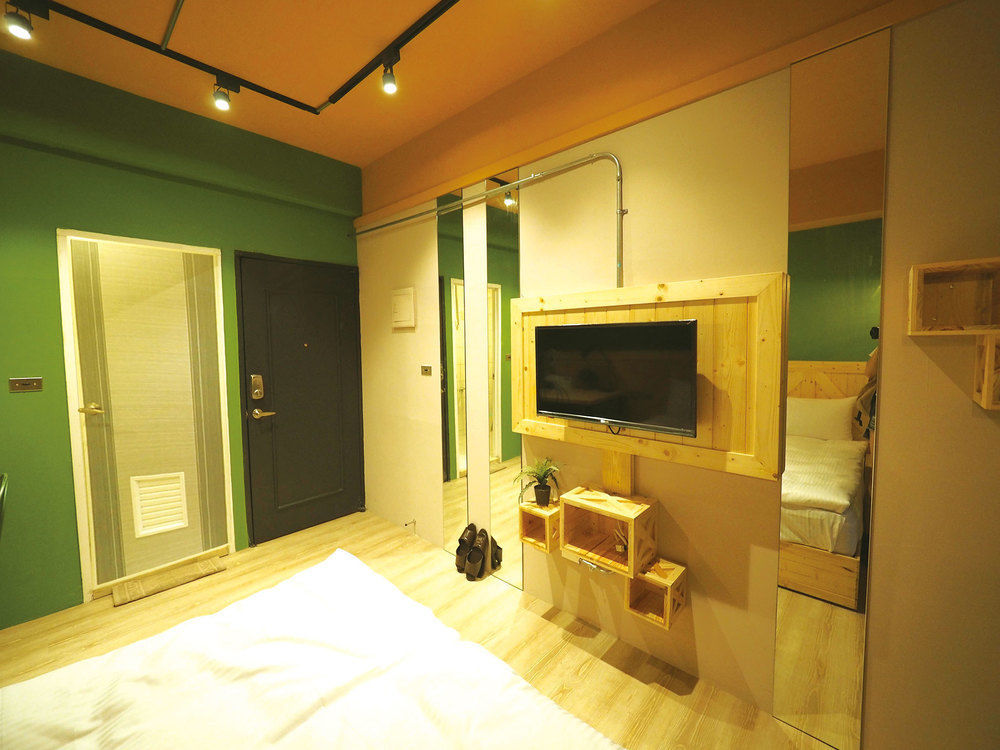Loft Hostel Fengjia ไถจง ภายนอก รูปภาพ