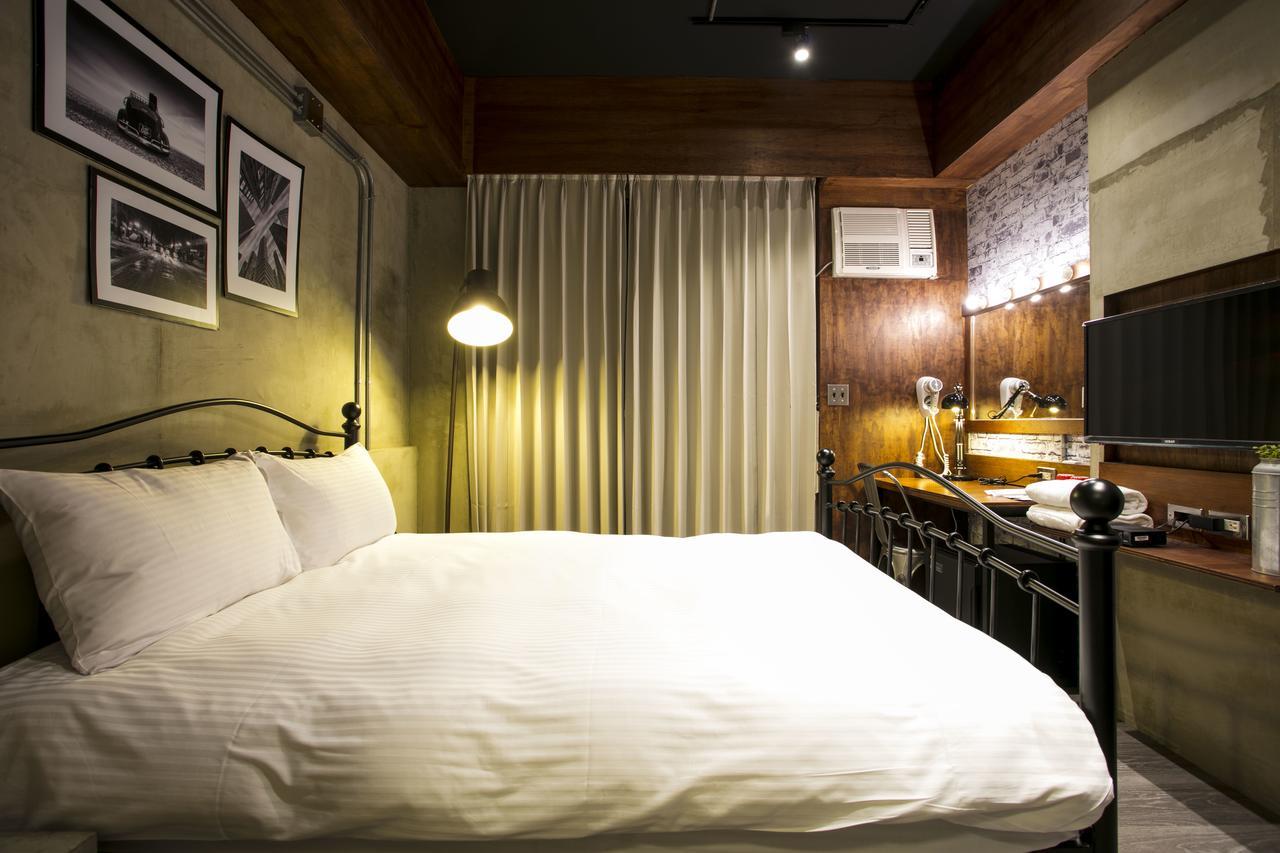 Loft Hostel Fengjia ไถจง ภายนอก รูปภาพ