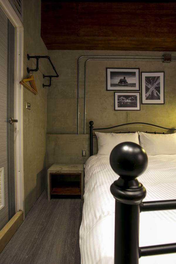 Loft Hostel Fengjia ไถจง ภายนอก รูปภาพ