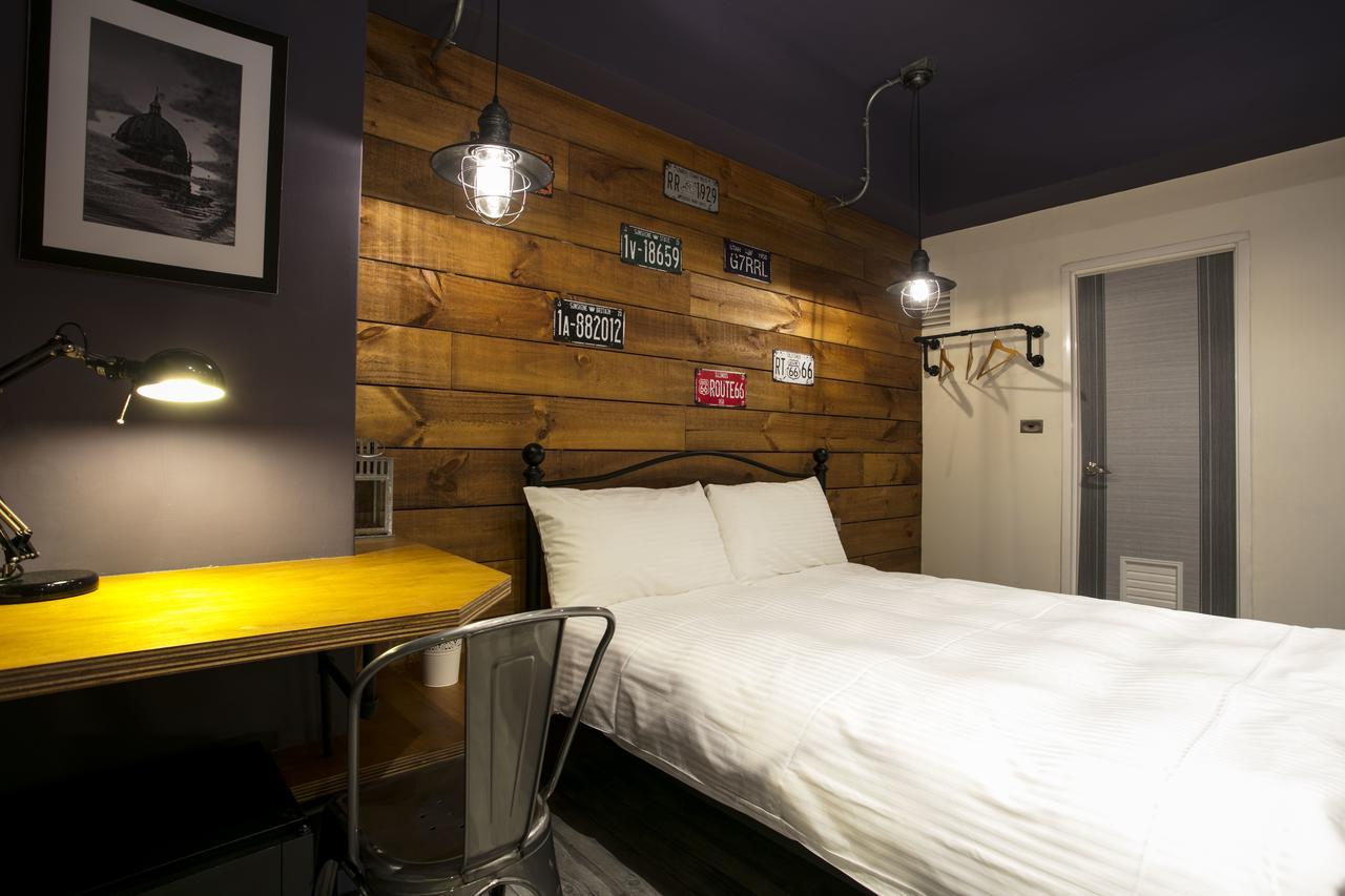 Loft Hostel Fengjia ไถจง ภายนอก รูปภาพ