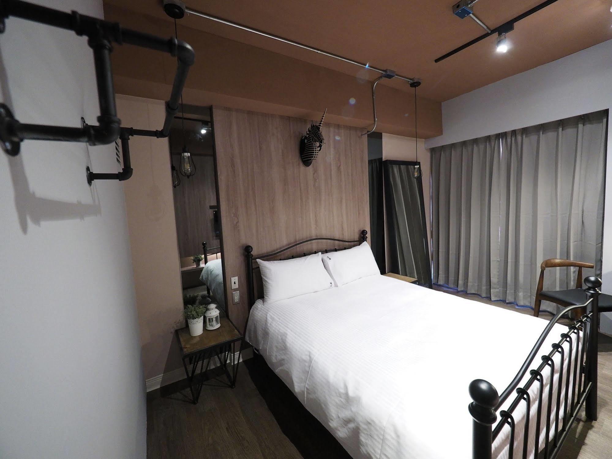 Loft Hostel Fengjia ไถจง ภายนอก รูปภาพ